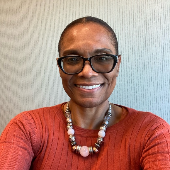 Meet your Posher, Daisy - Picture 1 of 6